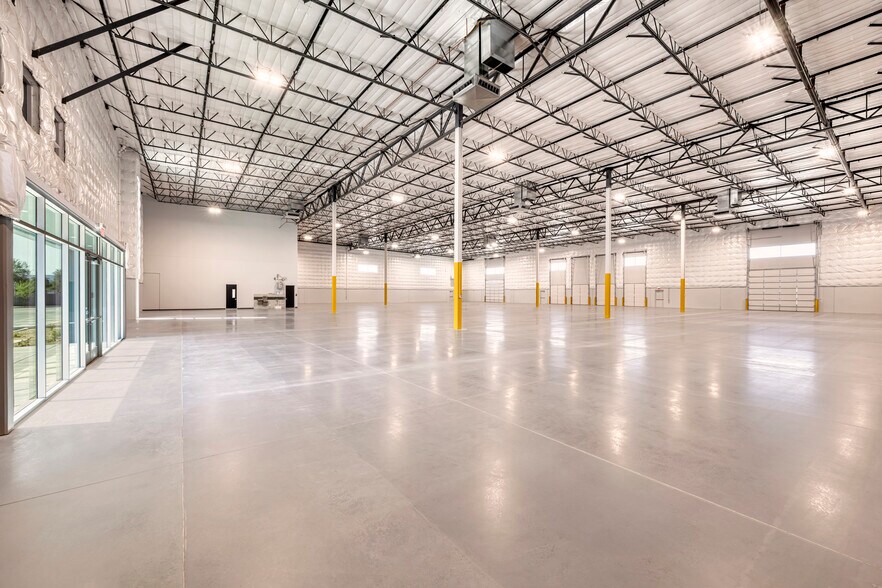 1800 E Sky Harbor Cir N, Phoenix, AZ à louer - Photo de l’immeuble – Image 2 sur 5