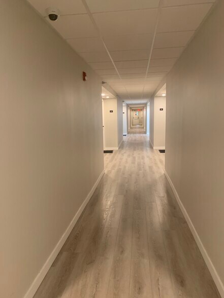 3011 Maingate Ln, Kissimmee, FL à louer - Photo intérieure – Image 3 sur 8