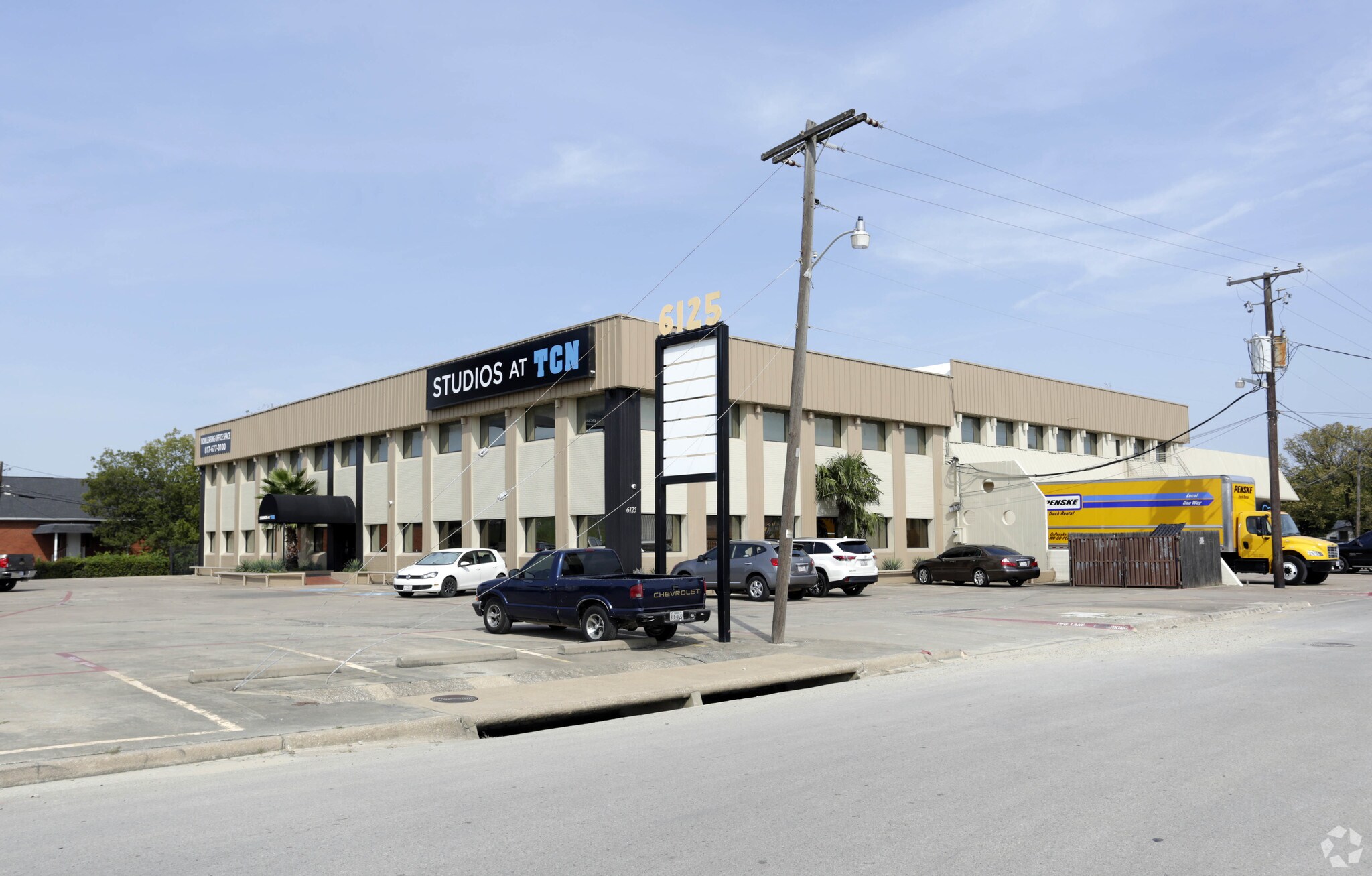 6125 Airport Fwy, Haltom City, TX à louer Photo principale– Image 1 sur 37