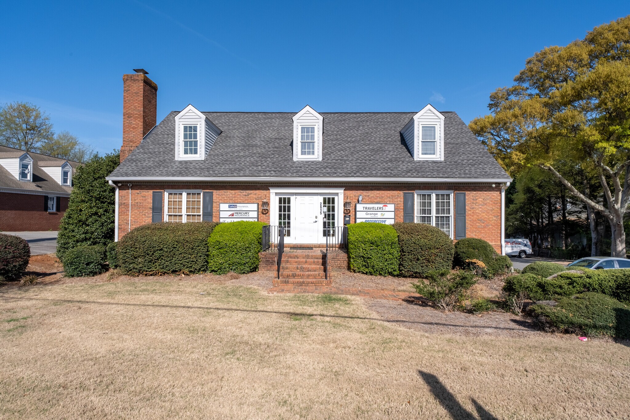 2615 Sandy Plains Rd, Marietta, GA à vendre Photo principale– Image 1 sur 36