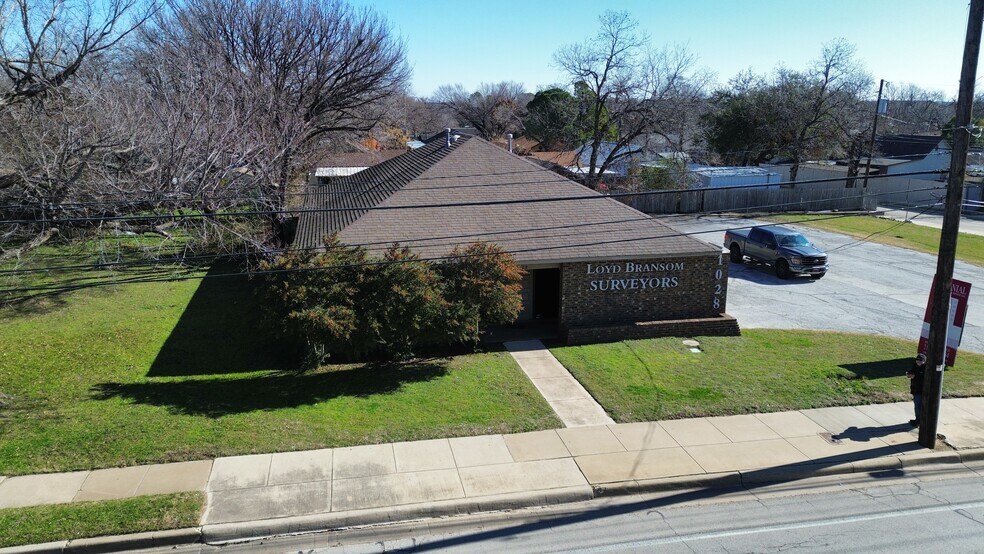 1020-1030 Sylvania, Fort Worth, TX à vendre - Photo de l’immeuble – Image 1 sur 24