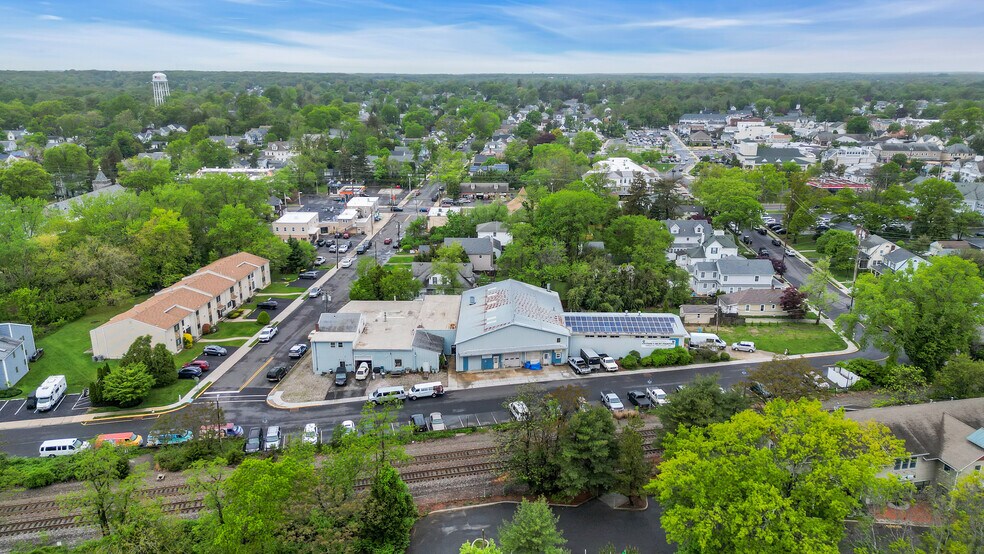 5 Mount Ln, Manasquan, NJ à vendre - Photo de l’immeuble – Image 3 sur 5