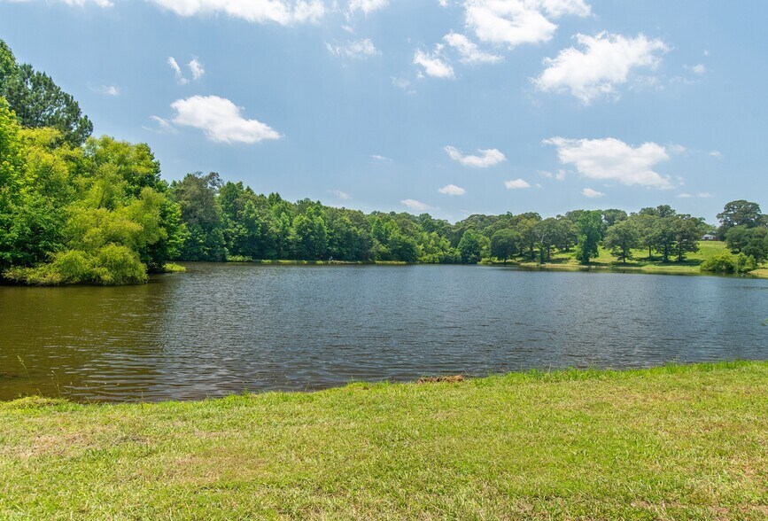 1358 W Highway 5, Roopville, GA à vendre - Photo de l’immeuble – Image 2 sur 13