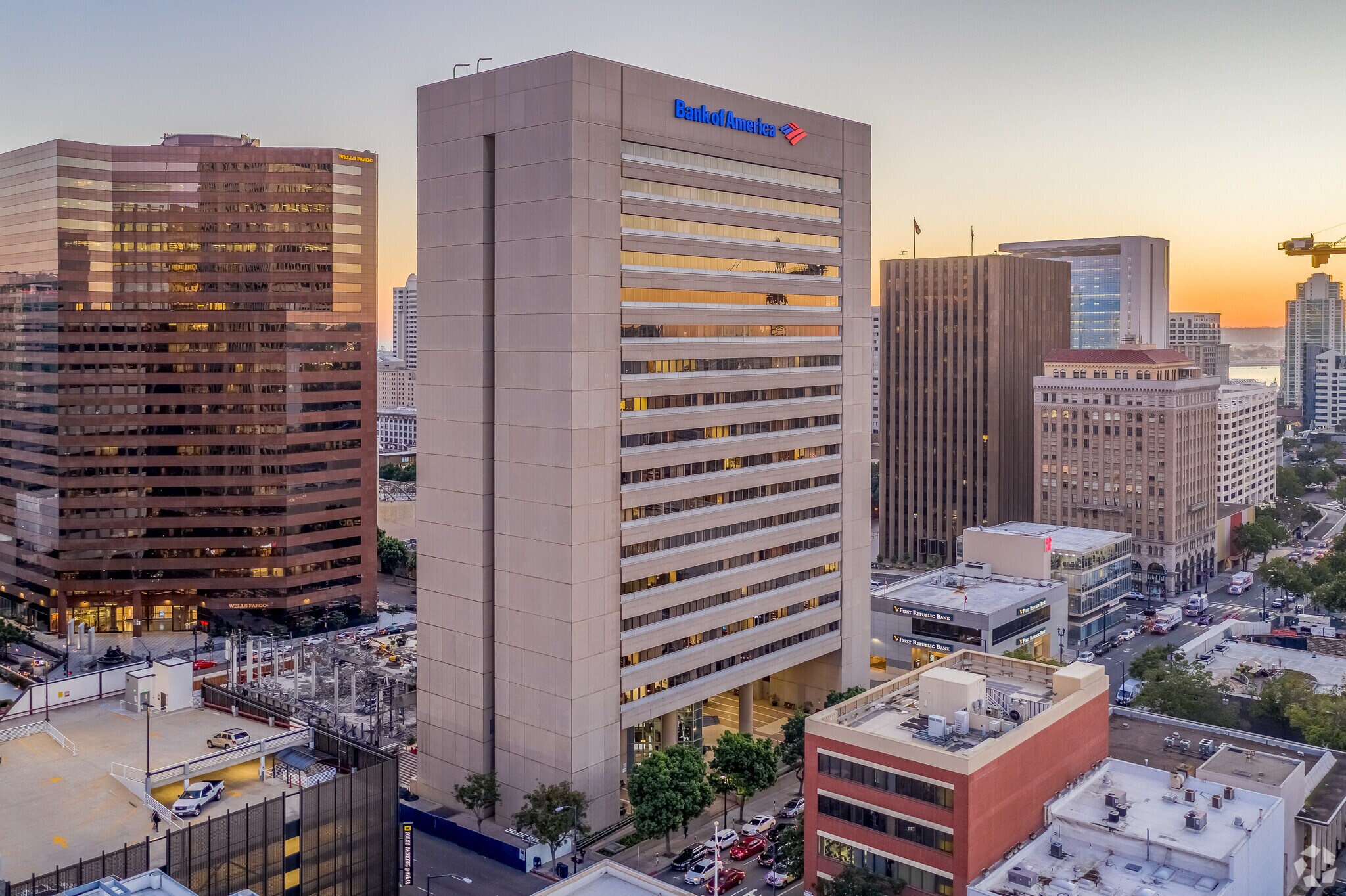 451 A St, San Diego, CA à louer Photo principale– Image 1 sur 17