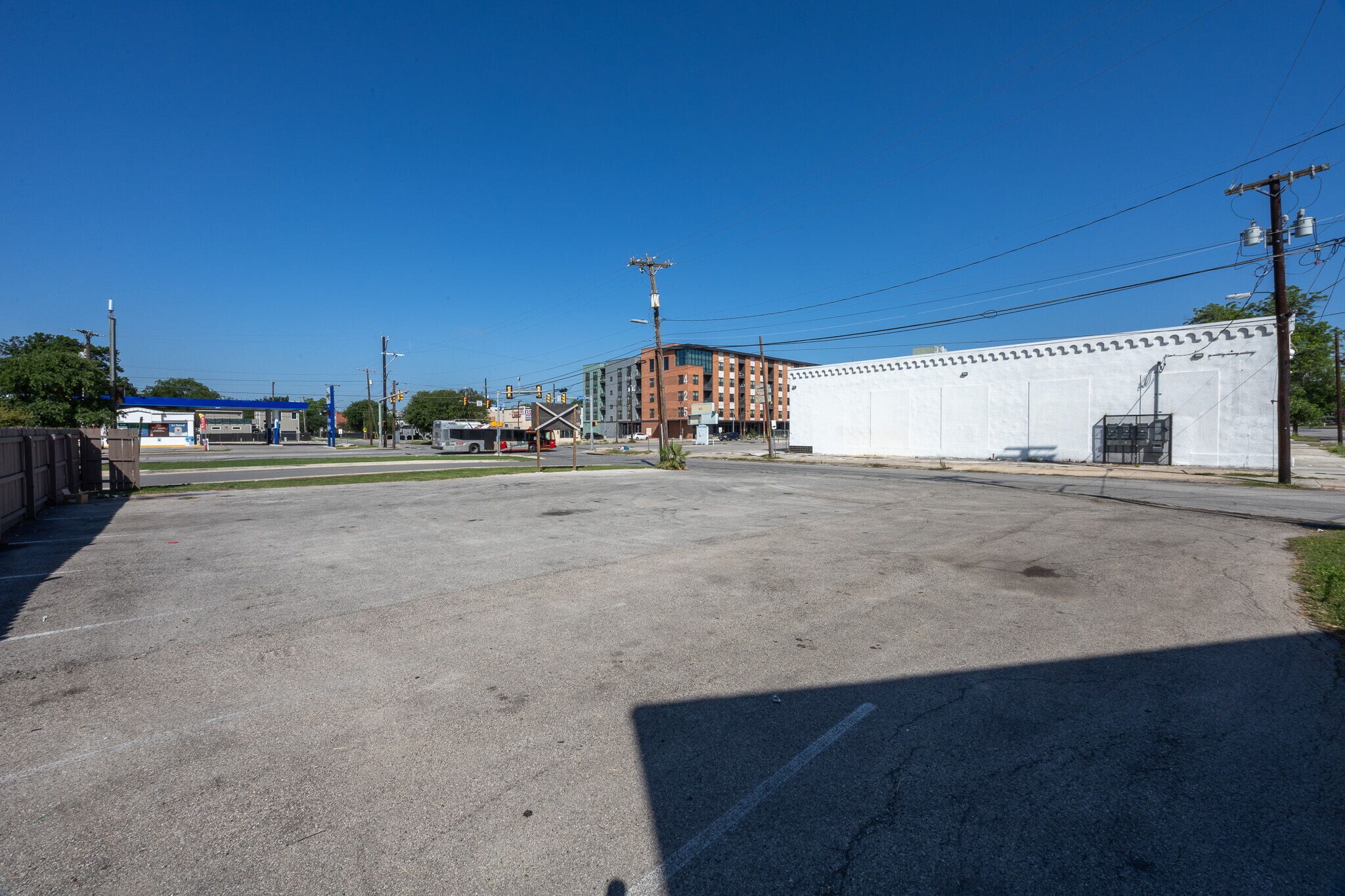 302 W Euclid Ave, San Antonio, TX à vendre Photo de l’immeuble– Image 1 sur 7