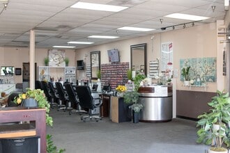 801 W Broadway, Louisville, KY à louer Photo intérieure– Image 1 sur 5