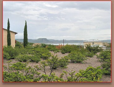 825 Arabian Ln, Elephant Butte, NM à vendre Photo principale– Image 1 sur 2