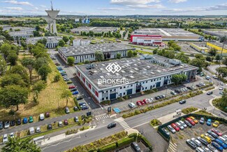 Plus de détails pour Industriel/Logistique à louer