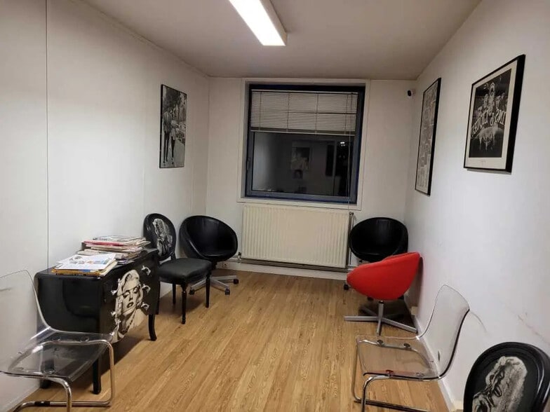 10 Allée Des Champs Elysées, Évry-Courcouronnes à vendre - Photo de l’immeuble – Image 1 sur 8
