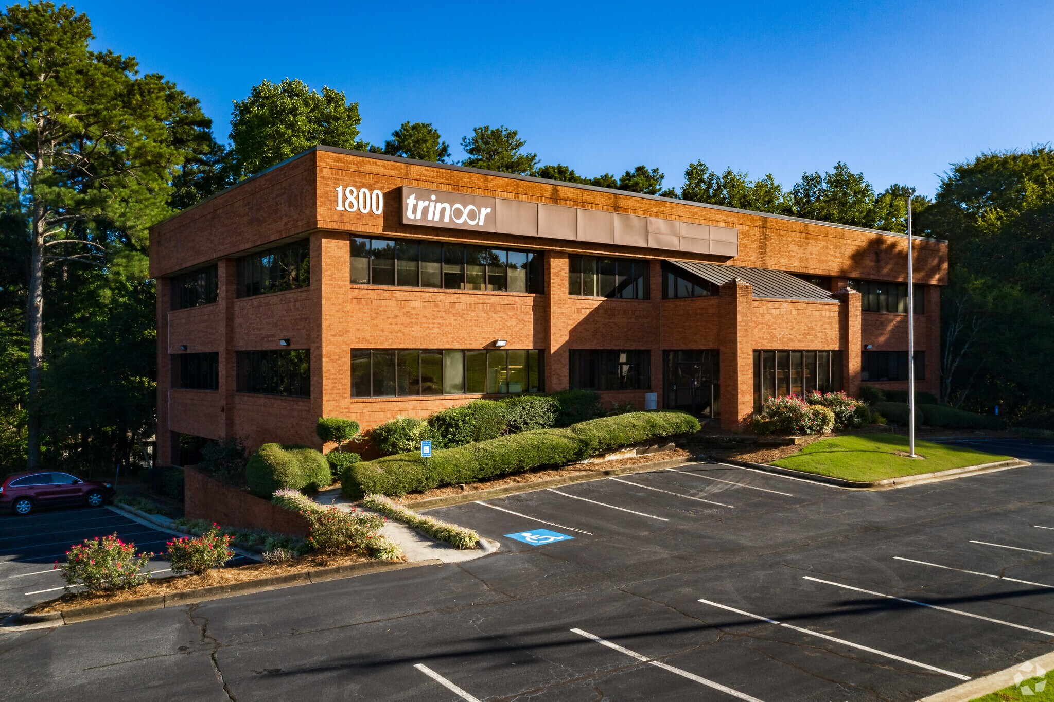 1800 Roswell Rd, Marietta, GA à louer Photo principale– Image 1 sur 28