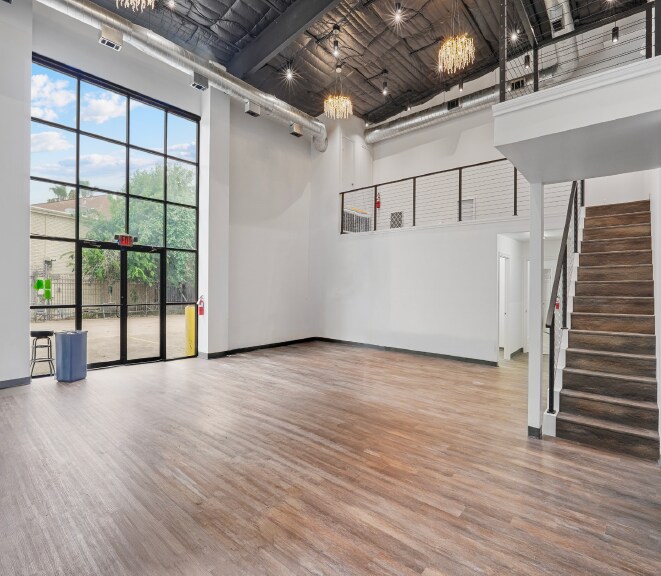 1313 Cedar Post Ln, Houston, TX à vendre - Photo de l’immeuble – Image 2 sur 7