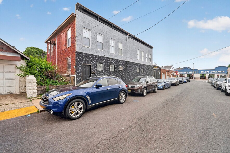 9-13 Morrell St, Elizabeth, NJ à vendre - Photo de l’immeuble – Image 1 sur 44