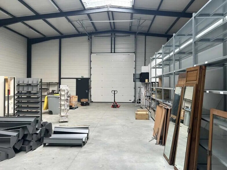 Local d’activités dans Saint-Aignan-Grandlieu à louer - Photo intérieure – Image 2 sur 7