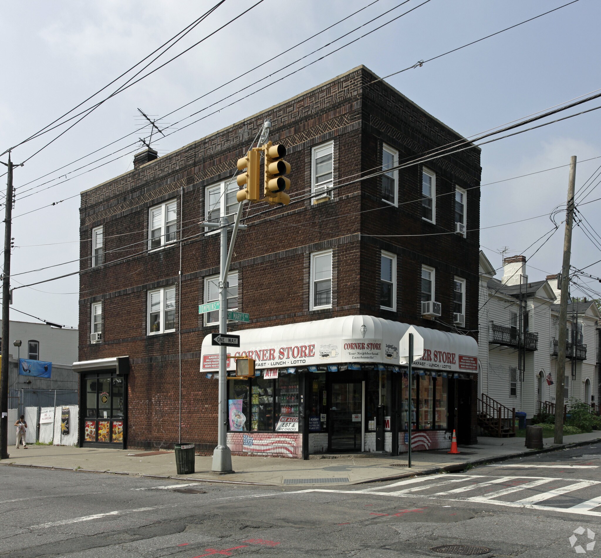 162-166 St Marys Ave Island, Staten Island, NY à vendre Photo principale– Image 1 sur 4
