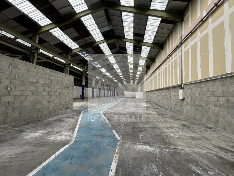 Local d’activités dans Villeurbanne à louer - Photo de l’immeuble – Image 3 sur 7