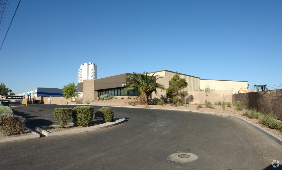 2829 Losee Rd, North Las Vegas, NV à vendre - Photo principale – Image 1 sur 20