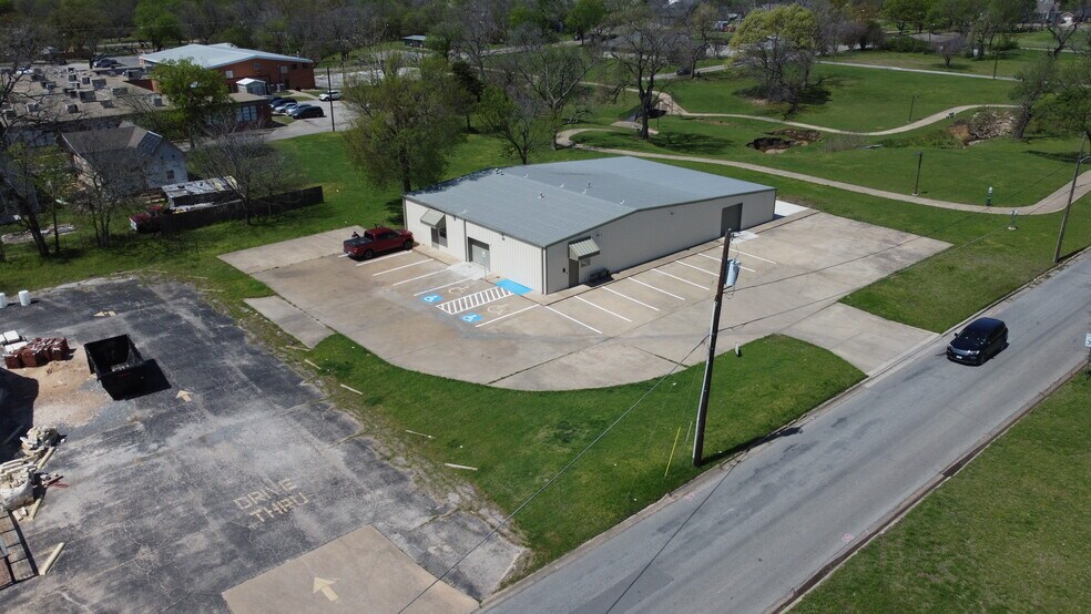 908 N Broughton St, Sherman, TX à louer - Aérien – Image 2 sur 12