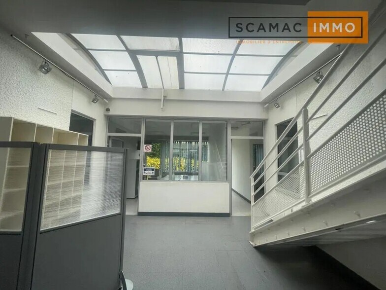 Bureau dans Linas à vendre - Photo intérieure – Image 3 sur 4