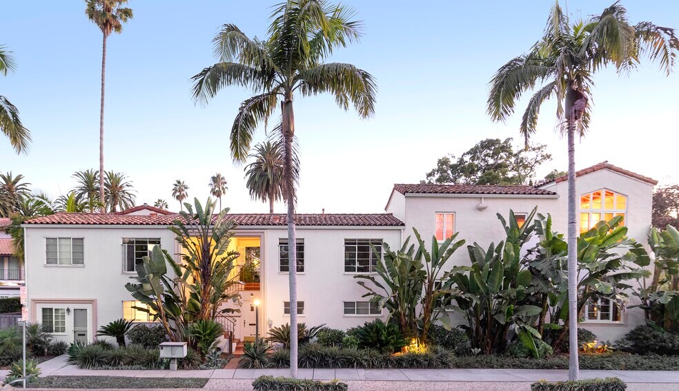 111 Chapala St, Santa Barbara, CA à vendre - Photo de l’immeuble – Image 2 sur 14