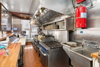 Plus de détails pour 110 S Pine St, Nevada City, CA - Local commercial à louer