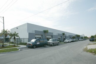 Plus de détails pour 1570 W 38th Pl, Hialeah, FL - Bureau/Local commercial, Local d'activités à louer