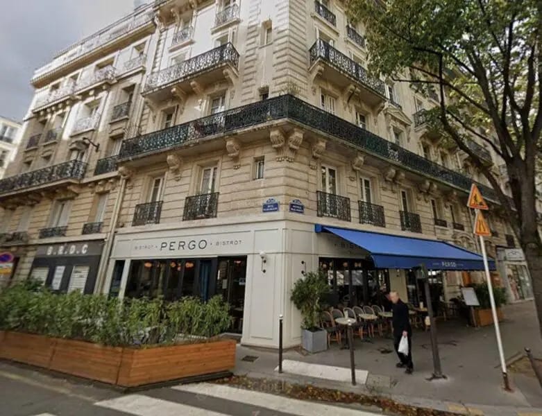 Local commercial dans Paris à louer Photo de l’immeuble– Image 1 sur 2