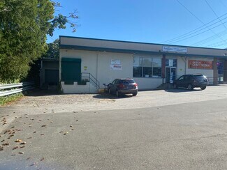 Plus de détails pour 800 E Boston Post Rd, Mamaroneck, NY - Bureau/Local commercial à louer