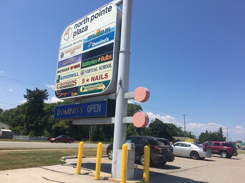 4011-4097 N Euclid Ave, Bay, Bay City, MI à louer - Photo de l’immeuble – Image 2 sur 14