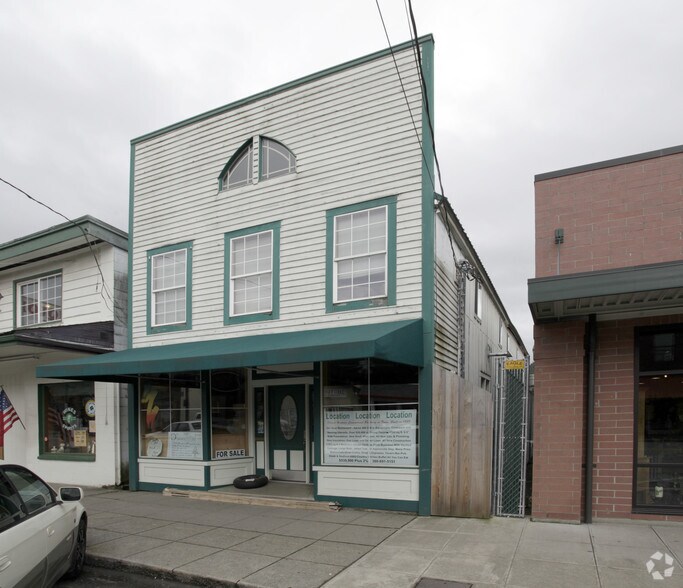 107 S Granite Ave, Granite Falls, WA à louer - Photo de l’immeuble – Image 3 sur 7