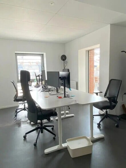 18 Rue Scribe, Nantes à louer - Photo de l’immeuble – Image 3 sur 11