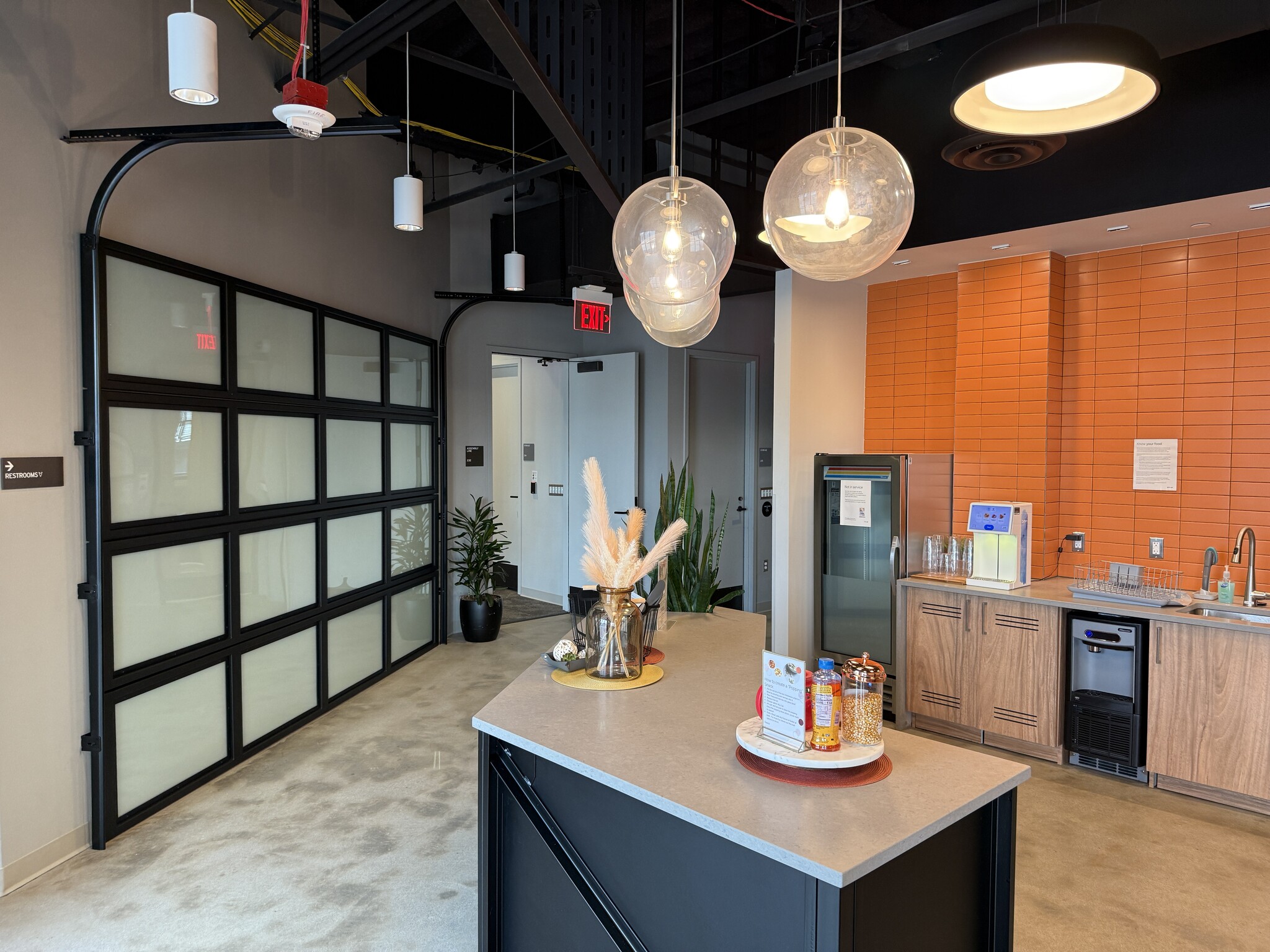 52 E Henry St, Detroit, MI à louer Photo intérieure– Image 1 sur 5