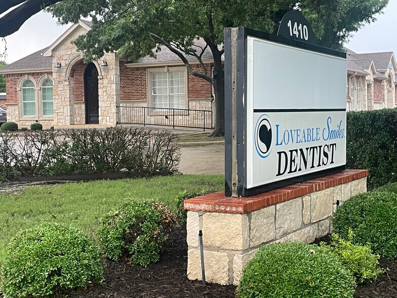 1410 N Plano Rd, Richardson, TX à louer - Photo de l’immeuble – Image 2 sur 4
