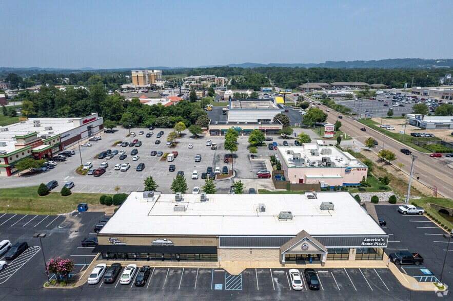 2265 Gunbarrel Rd, Chattanooga, TN à louer - Aérien – Image 3 sur 3