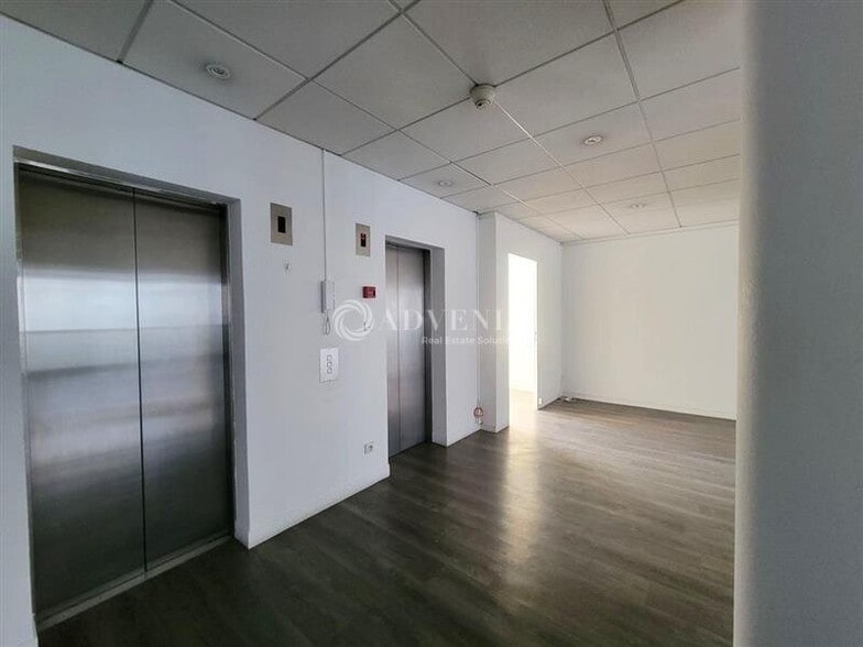 Bureau dans Levallois-Perret à louer - Photo intérieure – Image 3 sur 11