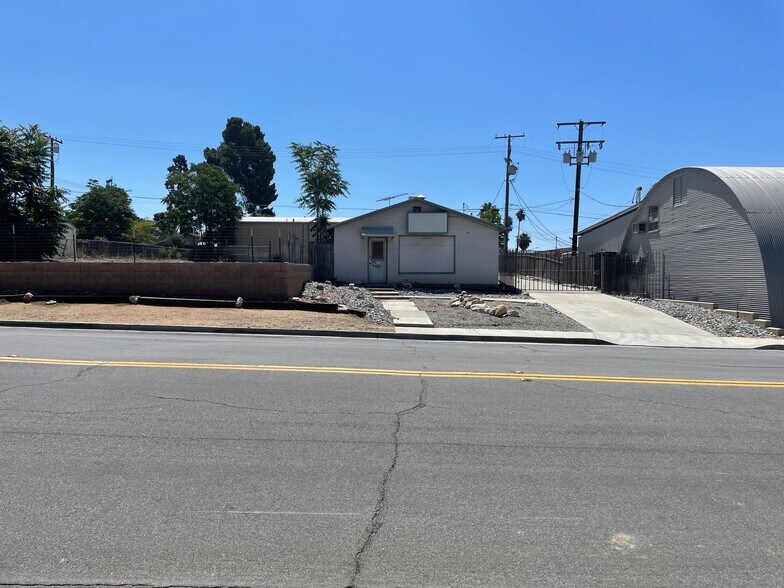622 Elm Ave, Beaumont, CA à vendre - Photo de l’immeuble – Image 3 sur 16