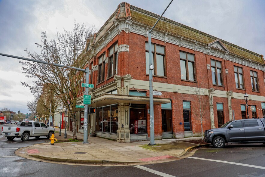 179-195 Commercial St NE, Salem, OR à louer - Photo de l’immeuble – Image 3 sur 6