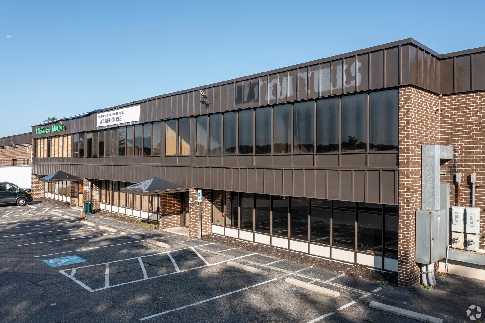 44 Industrial Park Dr, Waldorf, MD à louer Photo principale– Image 1 sur 18