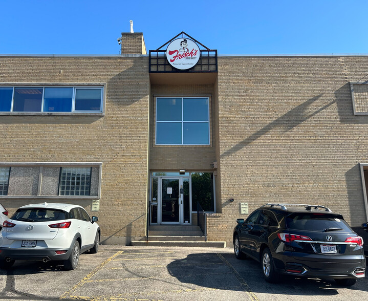 2800 Gilbert Ave, Cincinnati, OH à louer - Photo de l’immeuble – Image 2 sur 18