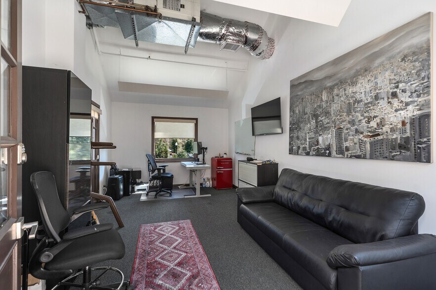 580 Broadway St, Laguna Beach, CA à louer - Photo de l’immeuble – Image 3 sur 23