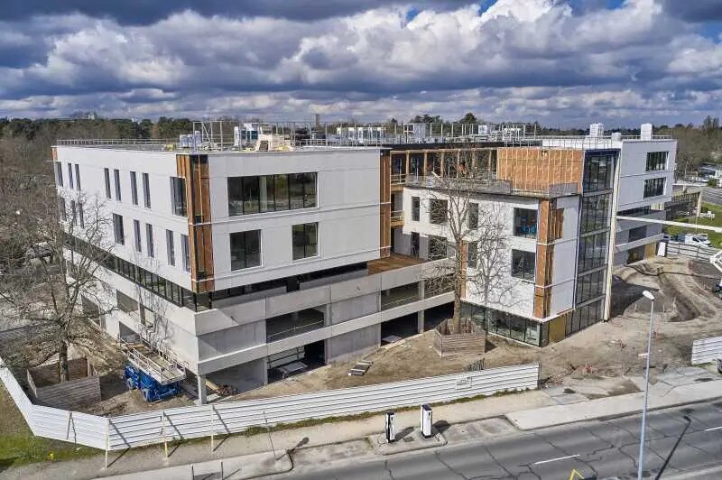 Bureau dans Pessac à louer - Photo de l’immeuble – Image 2 sur 17