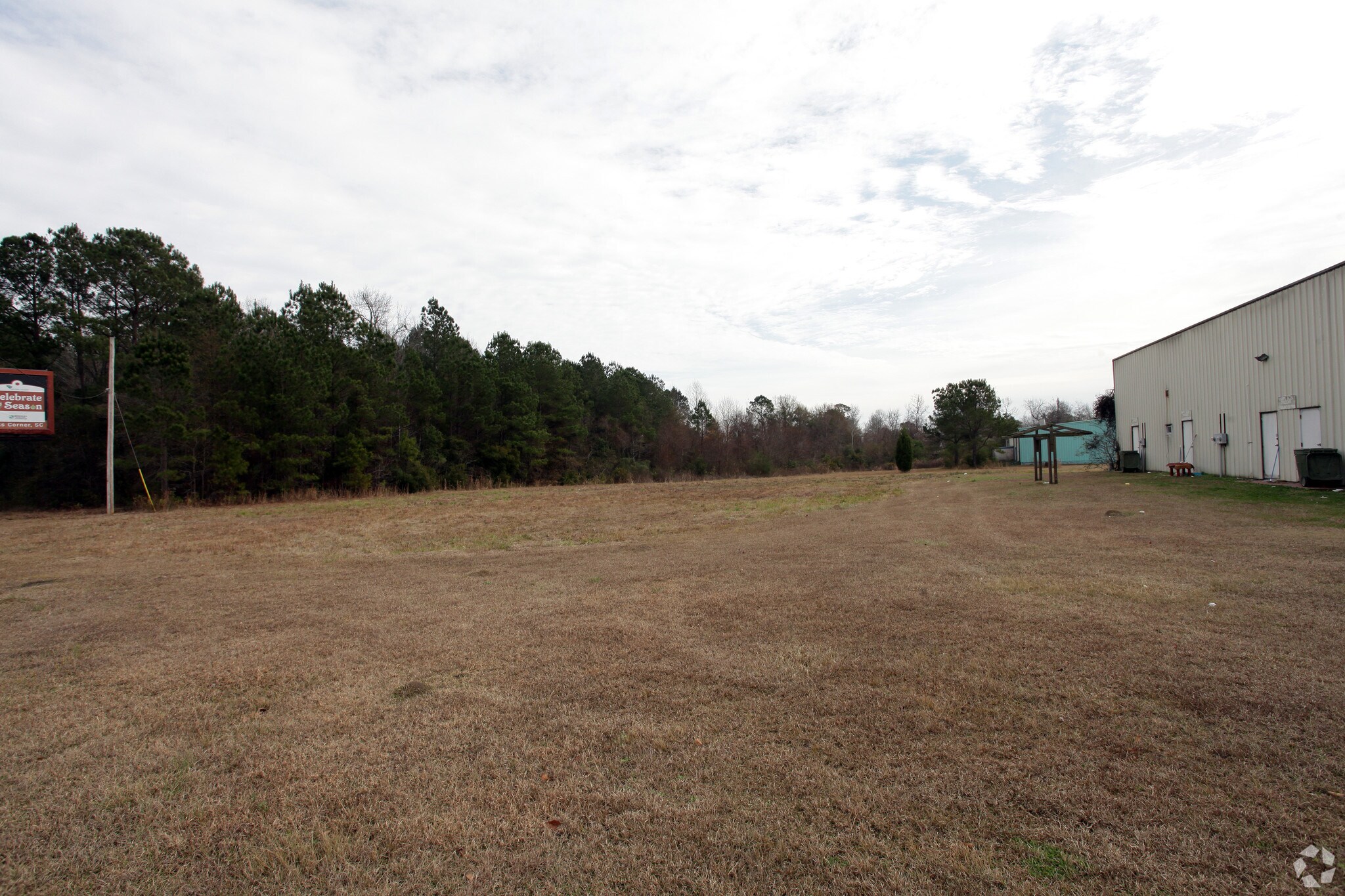 318 Rembert C Dennis Blvd, Moncks Corner, SC à vendre Photo principale– Image 1 sur 2