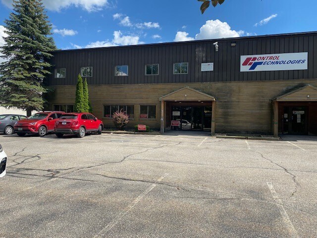 121-127 Park Ave, Williston, VT à louer - Photo de l’immeuble – Image 2 sur 9