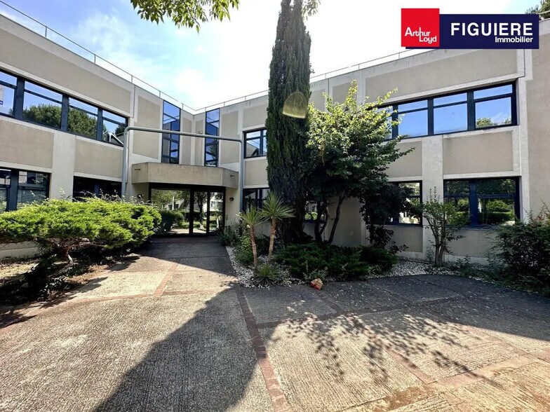 350 Avenue Jean-René Guillibert Gautier De La Lauzière, Aix-en-Provence à louer - Photo de l’immeuble – Image 3 sur 10