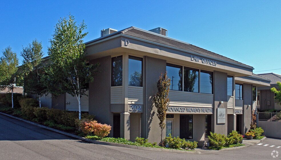 2102 N Pearl St, Tacoma, WA à louer - Photo de l’immeuble – Image 2 sur 2