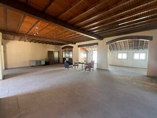 Plus de détails pour Local commercial à vendre