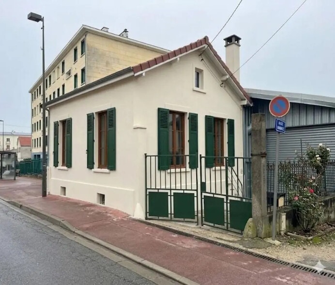 134 Rue Des Roissys, Châtillon à vendre - Photo de l’immeuble – Image 2 sur 8