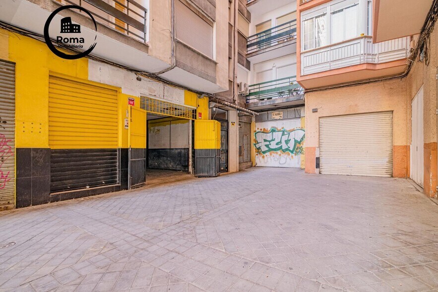 Local commercial dans Granada, Granada à vendre - Photo de l’immeuble – Image 3 sur 23