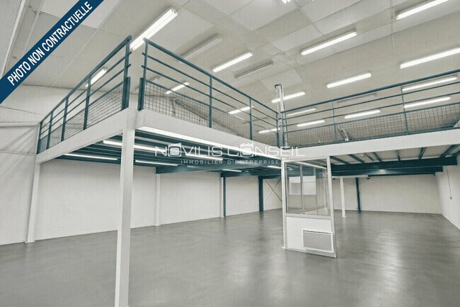 Plus de détails pour Local commercial à vendre