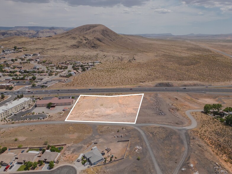 Approx 2700 W State Street, Hurricane, UT à vendre - Photo de l’immeuble – Image 1 sur 6