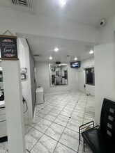 1632 W Glenoaks Blvd, Glendale, CA à louer Photo intérieure– Image 2 sur 20